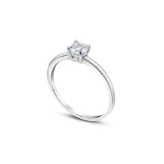 4 Prongs Solitaire Ring